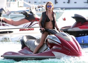 Lindsay Lohan Mykonos ‘ta