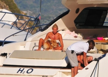 Rotasını komşuya çevirdi