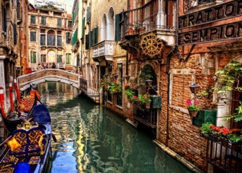 Karnaval ve Sevgililer Günü bir arada Venedik’te