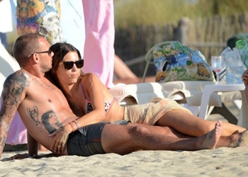 Wesley Sneijder ve Yolanthe Cabau Maldivler’de