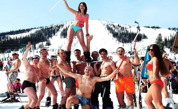 Grelka Fest, renkli görüntülere sahne oldu 1 grelka fest rusya