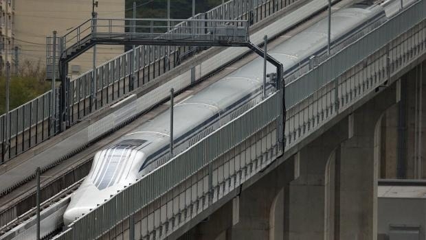 Japonya'nın hızlı treni Maglev kendi rekorunu kırdı 1 japonya maglev treni rekor