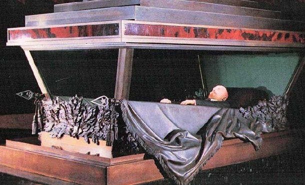 Lenin'in mozolesi yeniden açılıyor 1 lenin mozolesi moskova