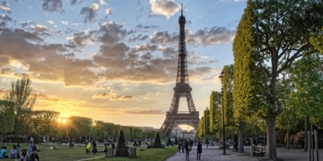 “Dünyaya Paris’ten bakmaya başladım”