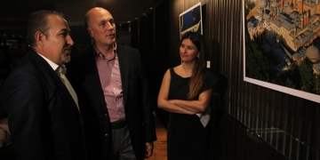 Alp Alper’in fotoğraf sergisi Atina’da açıldı