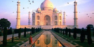 Tac Mahal'e ziyareti azaltmak isteyen Hindistan giriş fiyatını artırdı!