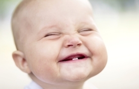 Bebeğinizin dişleri erken çıkarsa / Sağlık Haberleri