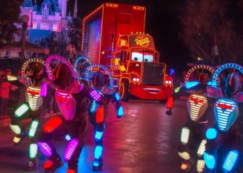 Disneyland 60 yaşında!