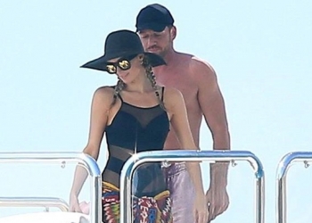 Paris Hilton İbiza sezonunu açtı