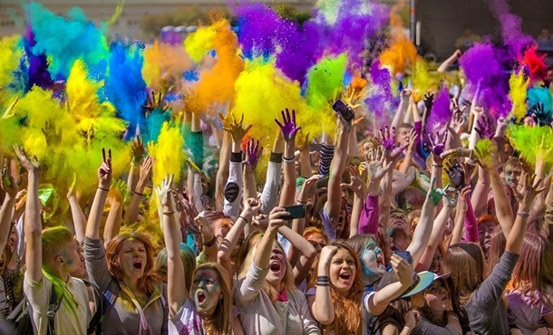 rusya holi festivali