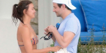 Irina Shayk ve Bradley Cooper ‘ın İtalya tatilleri devam ediyor
