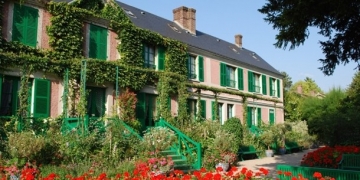 Claude Monet’in rengarenk bahçesi görenleri büyülüyor