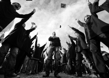 Fotoğraf sanatçısı Mustafa Dedeoğlu St.Petersburg’da sergi açtı