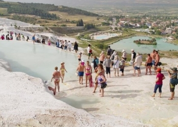 TÜRSAB’dan belgesiz seyahat acentalığı ile ilgili önemli açıklama