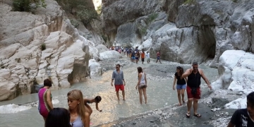 Bir doğa harikası Saklıkent Kanyonu