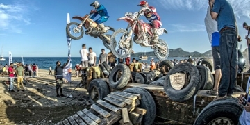 Dünyanın en iyi enduro motor yarışçıları Kemer’de