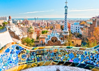 Barcelona’yı yürüyerek keşfedin