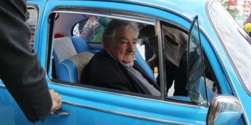 Jose Mujica İstanbul’da / CHP Vosvos tahsis etti