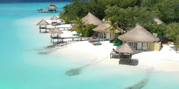 Ünlü çiftin balayı tercihi turizm cenneti Maldivler