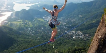 Rio İp Cambazlığı Festivali nefesleri kesti