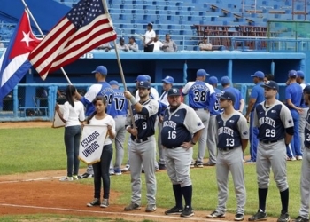 Amerikan beyzbol takımı Küba’da maça çıktı