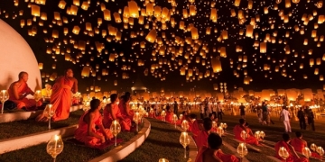 Hindistan Işık Festivali renkli görüntülere sahne oldu