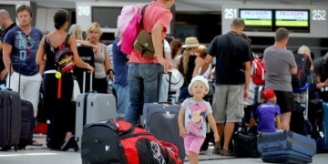 Turizm Bakanından Rus turistlere çağrı: Türkiye evinizdir