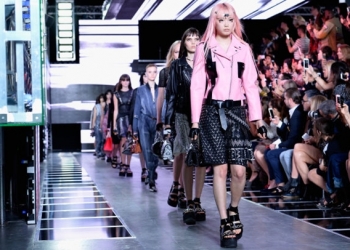 Moda devi Louis Vuitton Rio’da defileye hazırlanıyor