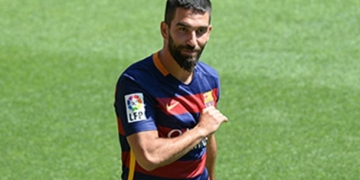Arda Turan Barcelona formasıyla ilk maçına çıkıyor