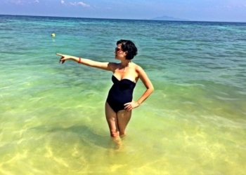 Ünlü oyuncu Phuket balayı tatilinde