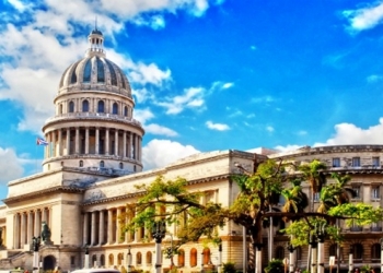 Küba’da tarihi  görüşme