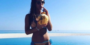 Ünlü oyuncu Maldivler tatilinde!