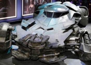 Gotham’dan İstanbul’a! Batmobile 3’üncü köprüden geçti