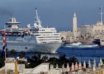 ABD’de yaşayan Kübalılar cruise gemileriyle Küba’ya girebilecek