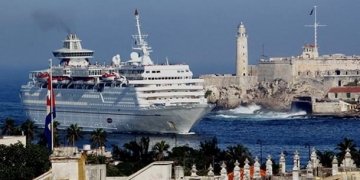 ABD’de yaşayan Kübalılar cruise gemileriyle Küba’ya girebilecek