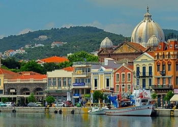 Yunanlı turizmcilerin umudu vize muafiyeti anlaşmasında