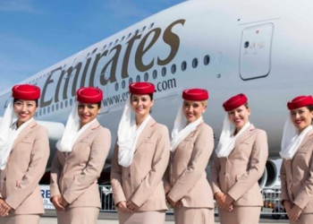Emirates Personel Çıkartması