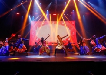 Hindistan renkleri büyüledi