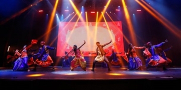 Hindistan renkleri büyüledi