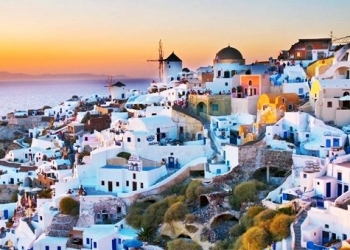 Yunanistan’dan Rus turistlere 5 yıllık vize hamlesi