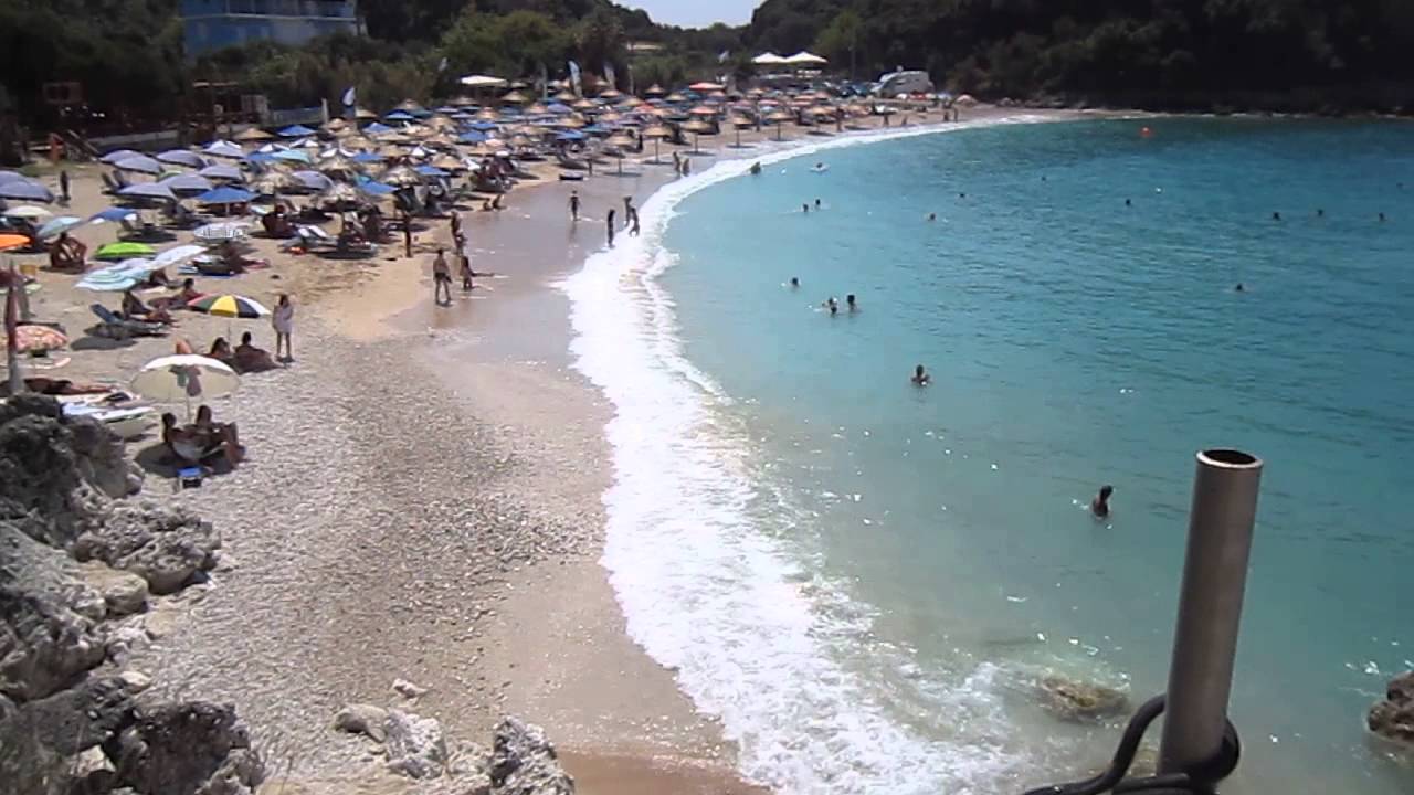 Sarakiniko Plajı, Milos