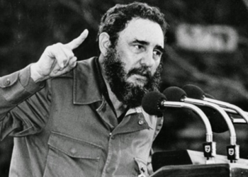 Küba devrim lideri Fidel Castro 90 yaşında