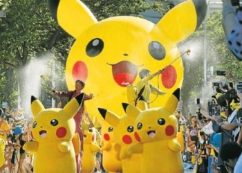 Tokyo sokaklarını pikaçular bastı