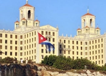 Küba’da bu otele gidenler Erdoğan portresiyle karşılaşıyor