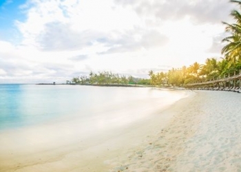 Constance Hotels & Resorts Belle Mare Plage Mauritius sonbahara hazır