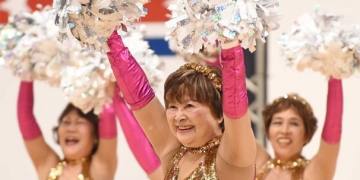 Japonya’nın ponpon nineleri