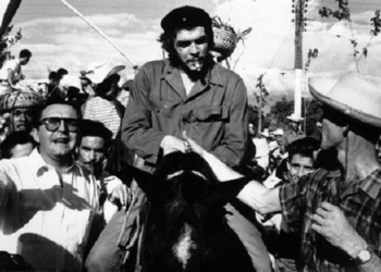 Bolivya Che Guevara'nın mücadelesini ölümsüzleştiriyor 7 Bolivya Che Guevara’nın mücadelesini ölümsüzleştiriyor.