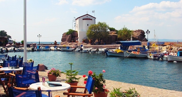 İzmir Midilli arasındaki seferler belediye vapuruyla yapılacak