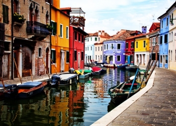 Venedik yoğun turist ilgisine çözüm arıyor