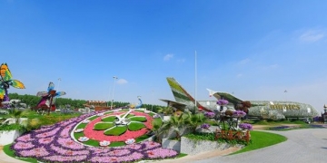 Emirates, Dubai’de Canlı Çiçeklerden A380 Yaptı